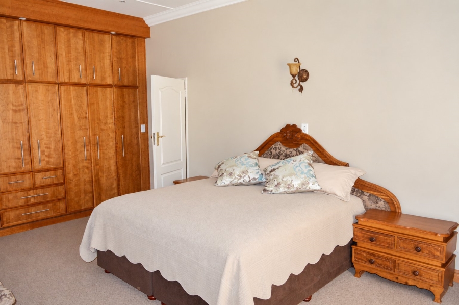 3 Bedroom Property for Sale in Roosheuwel North West